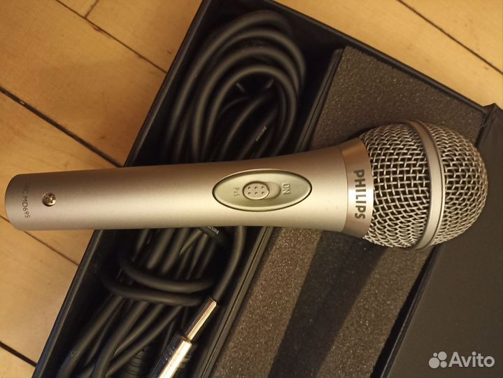 Микрофон Philips SBC MD695