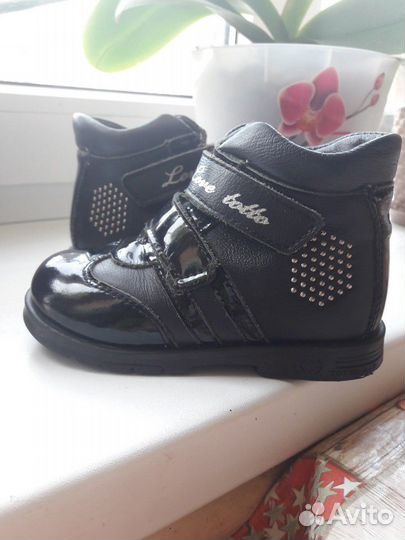 Ботинки для девочки