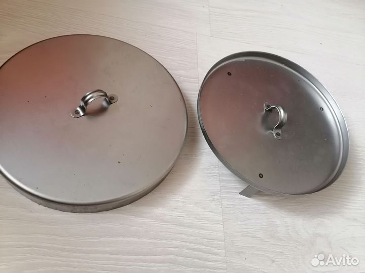 Коптильня горячего копчения с гидрозатвором