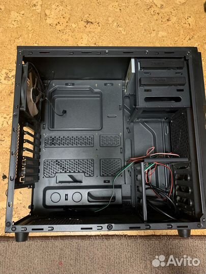 Корпус для пк Mid-Tower
