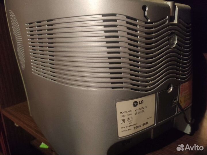 Телевизор видеодвойка LG