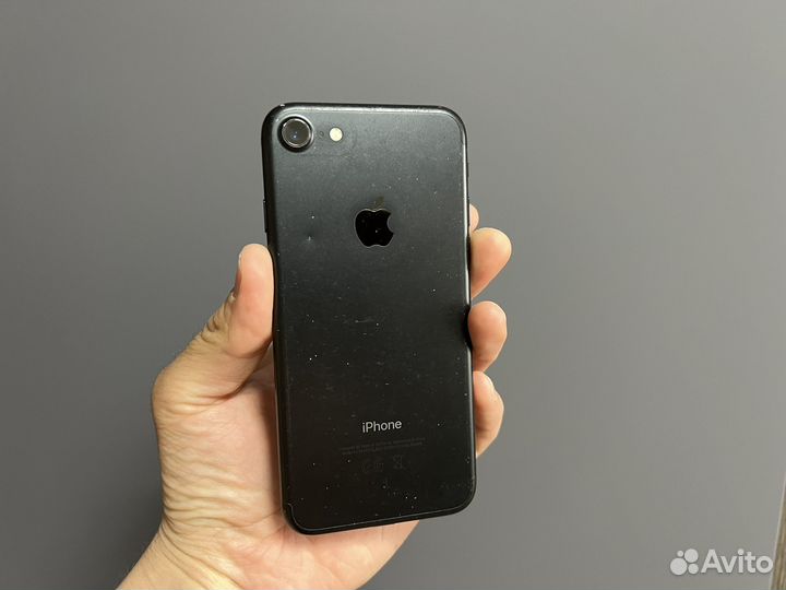 iPhone 7, 32 ГБ