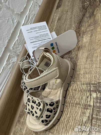 Сандали для девочки