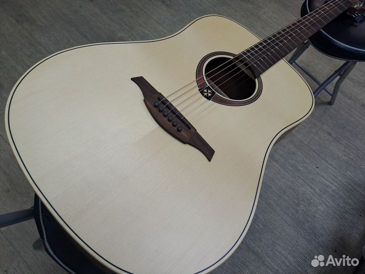 Гитара акустическая LAG T-70D массив