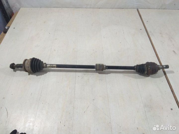 Вал приводной (Полуось) передний правый Opel Astra