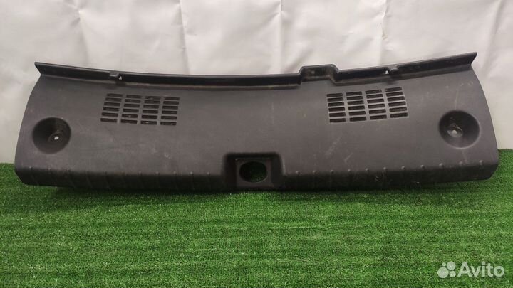 Накладка задней панели Kia Rio 4