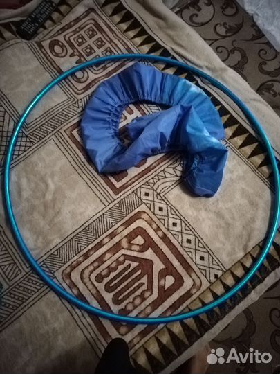 Мяч, обруч, булавы, полочка для ленты и сама лента