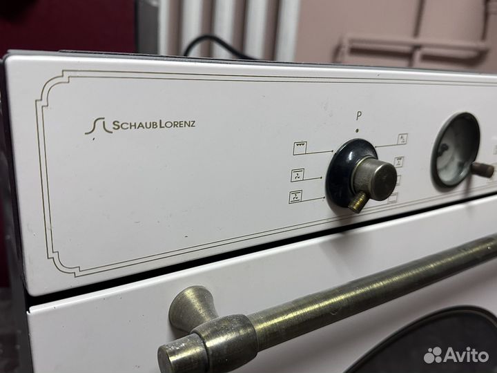 Духовой шкаф