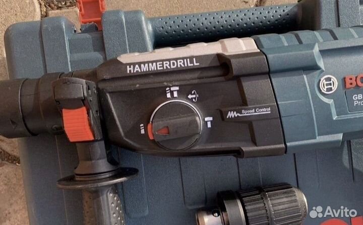 Перфоратор Bosch 2-28 с бурами