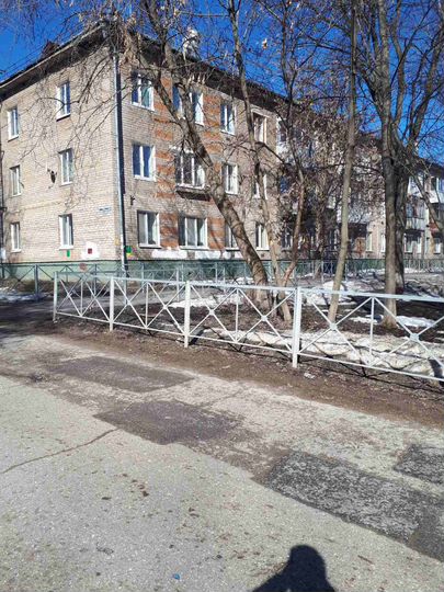 2-к. квартира, 40 м², 3/3 эт.