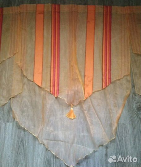 Ламбрекены в комплекте. 90см х 120см,2(90см х 100с