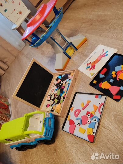 Детские игрушки. Бронь