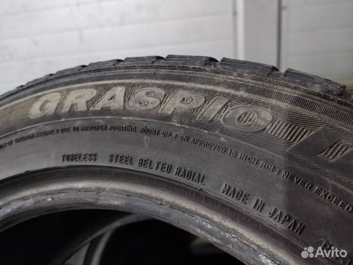 Dunlop Graspic DS3 205/55 R16