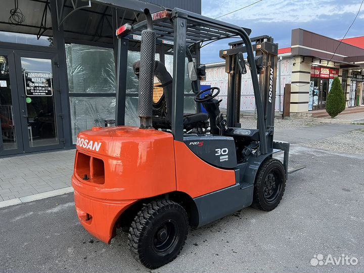 Вилочный погрузчик DOOSAN D30S-5, 2008
