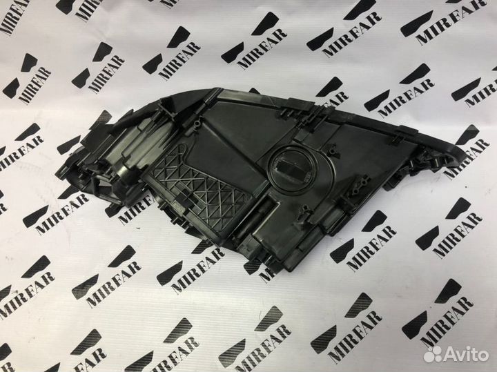 Правый корпус фары BMW 5 F10 2013-2017 Full Led