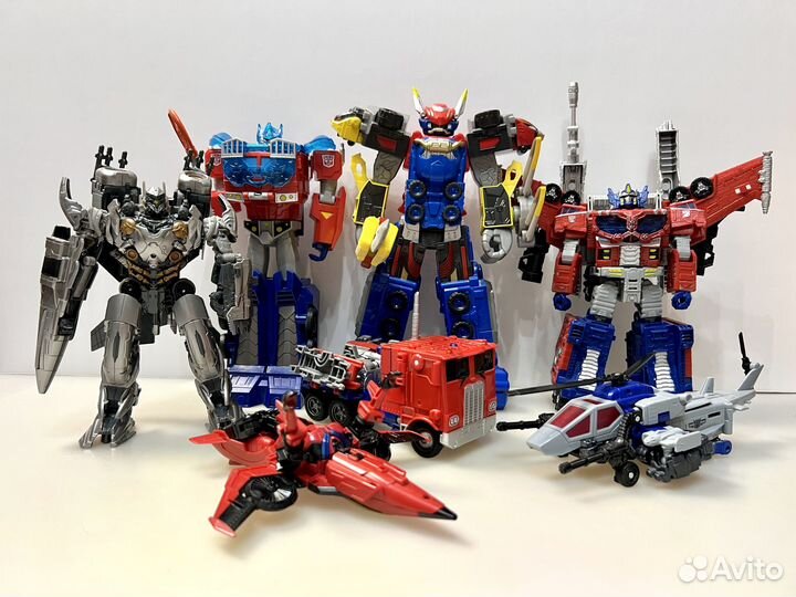 Игрушки Трансформеры Hasbro, Takara Tomy