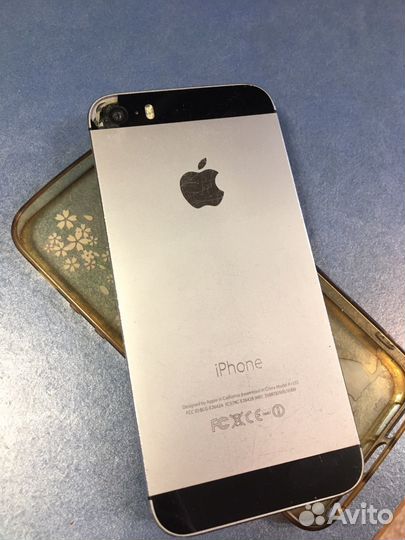 iPhone 5S, 16 ГБ