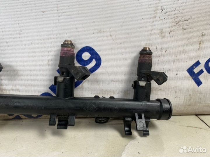 Рампа топливная Renault Scenic JM 1.6 (K4M) 2007