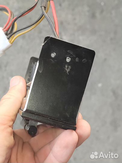 Регулятор оборотов вентиляторов lamptron fc9