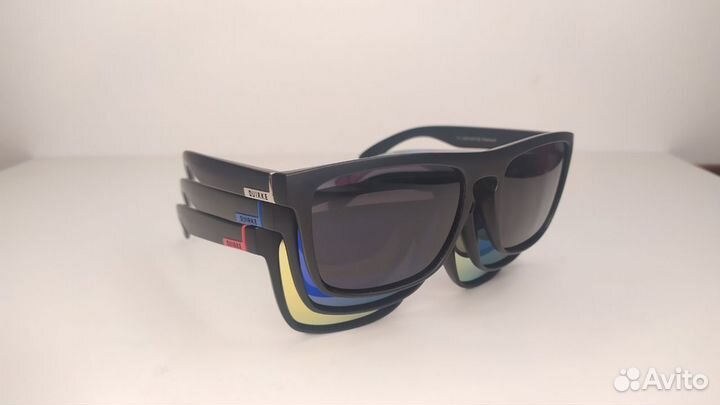 Солнцезащитные очки