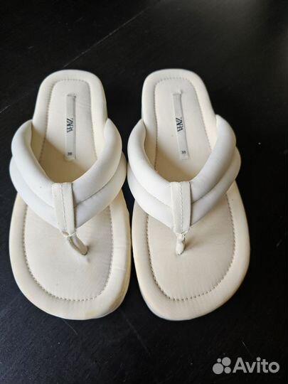 Шлёпанцы Zara