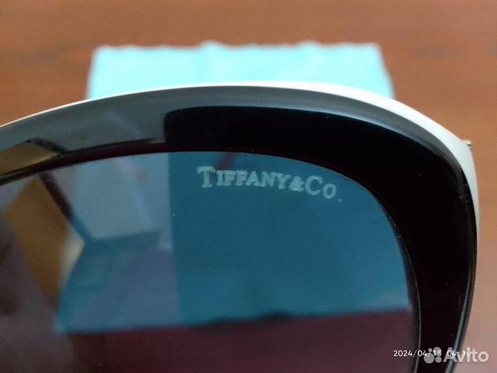 Солнцезащитные очки женские брендовые