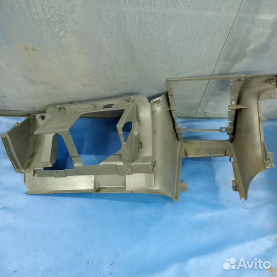 Накладка декоративная (на торпеду левая боковая