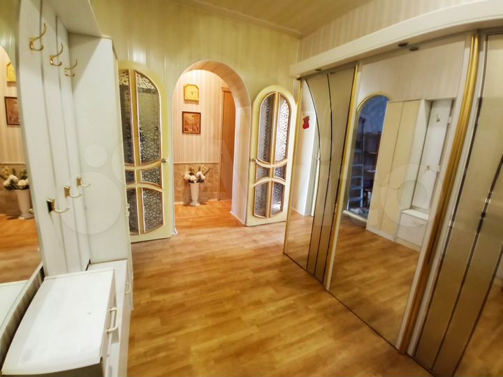 4-к. квартира, 96 м², 3/4 эт.