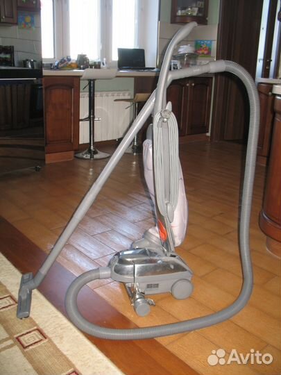 Продаю пылесос кирби