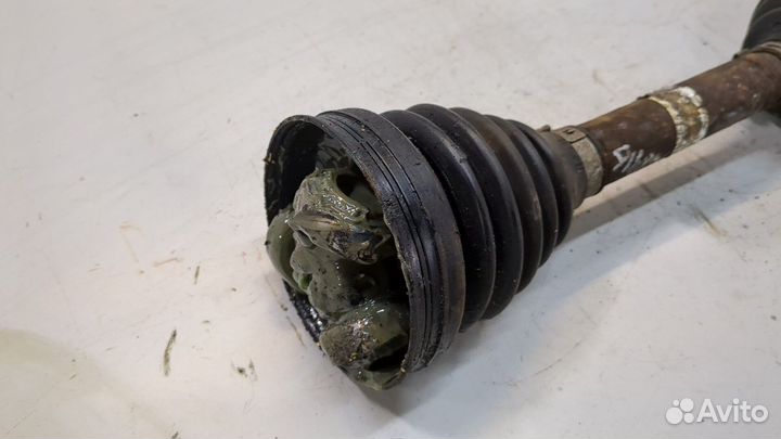 Полуось правая передняя Mazda Tribute