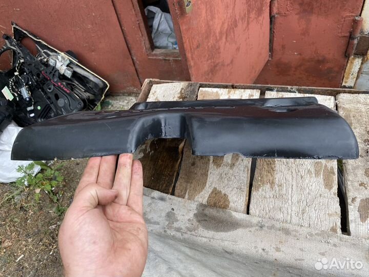 Приора, Гранта декоративная крышка на двигатель