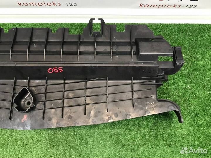 Воздуховод радиатора Mercedes-Benz E-350 W212