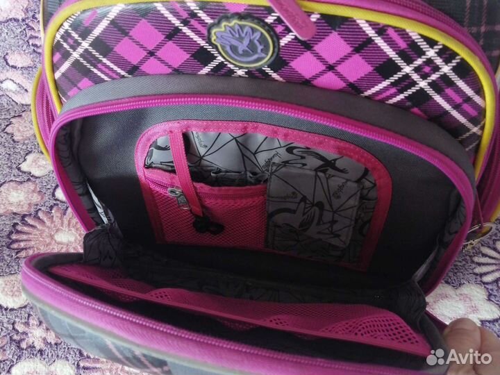 Рюкзак школьный для девочки 1 класс