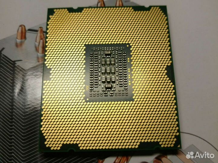 E5 2640, 2620, i3-370m, i5-480m, 560m, i5-2450m