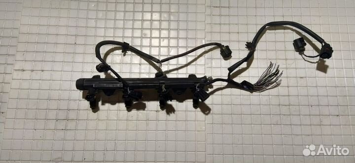 Рейка топливная (рампа) Volkswagen Polo 1.4 BUD