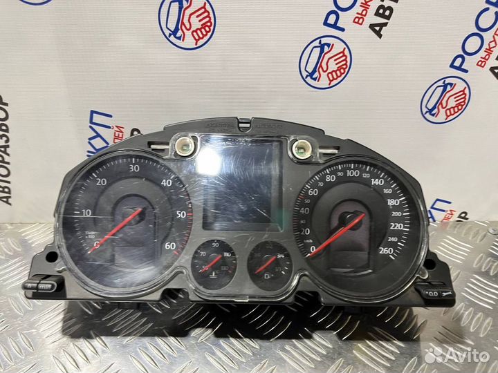 Панель приборов Volkswagen Passat B6