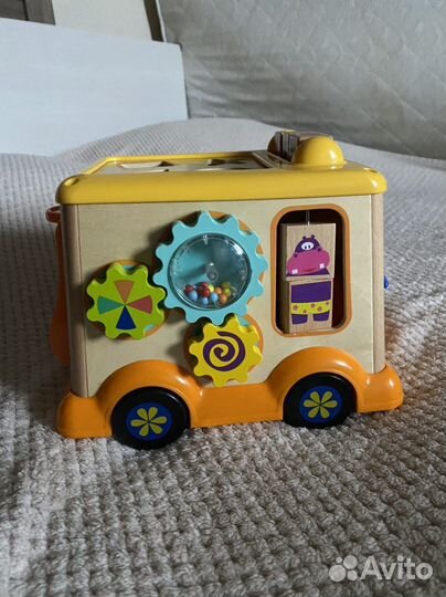 Игрушка автобус