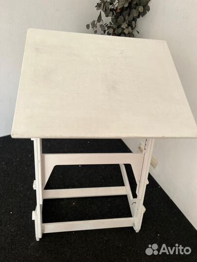 Стоячие парты, конторка