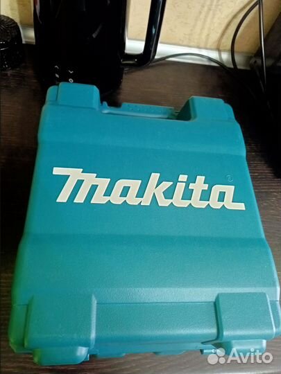 Шуруповёрт Makita