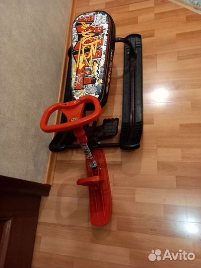 Детский снегокат бу