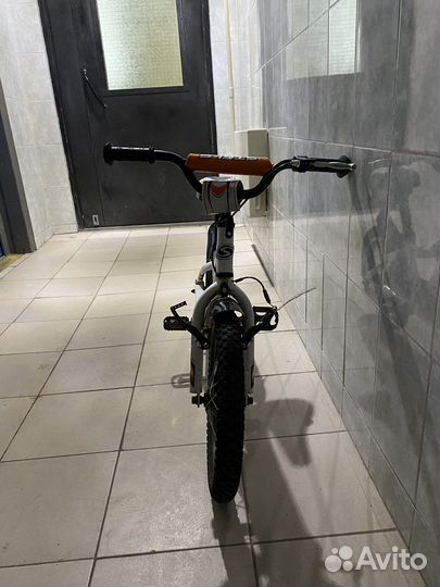 Детский велосипед для мальчика размер колеса 16