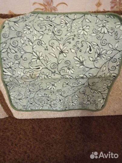 Чехлы на табурет новые 2 шт