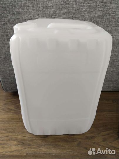 Канистра пластиковая 20 литров