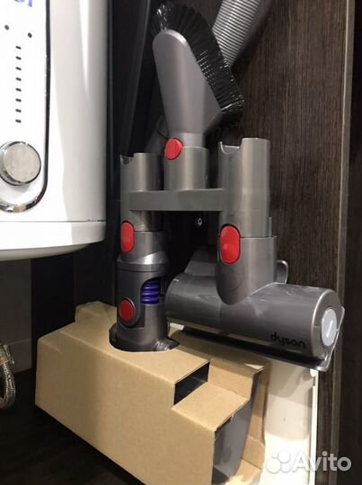 Кронштейн для насадок Dyson