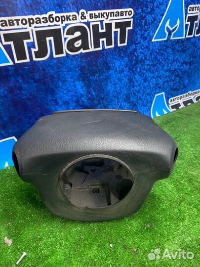 Кожух рулевой колонки Nissan Note E11 CR14DE 2006