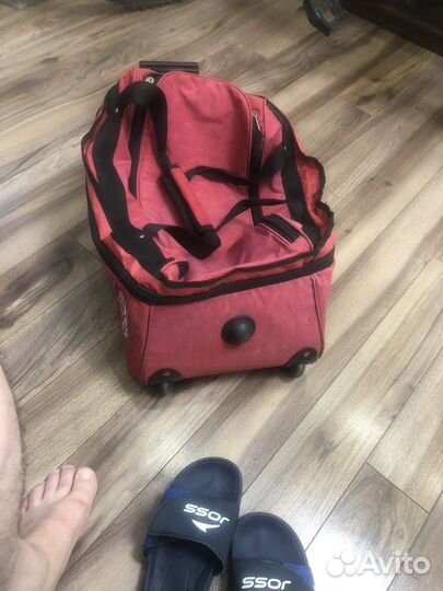 Сумка дорожная на колесах бу