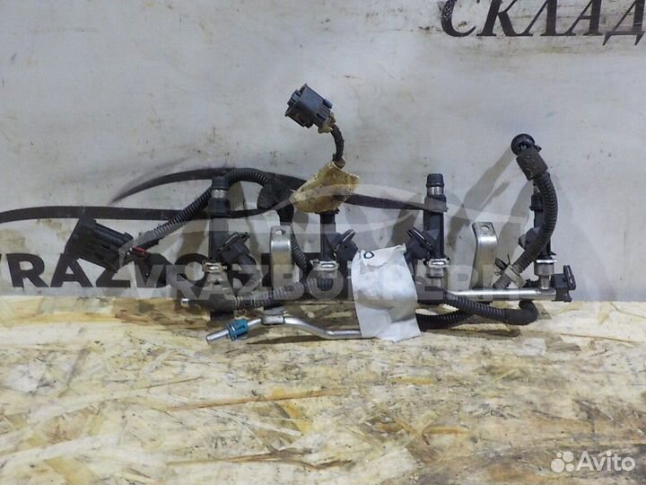 Рампа топливная Opel Astra