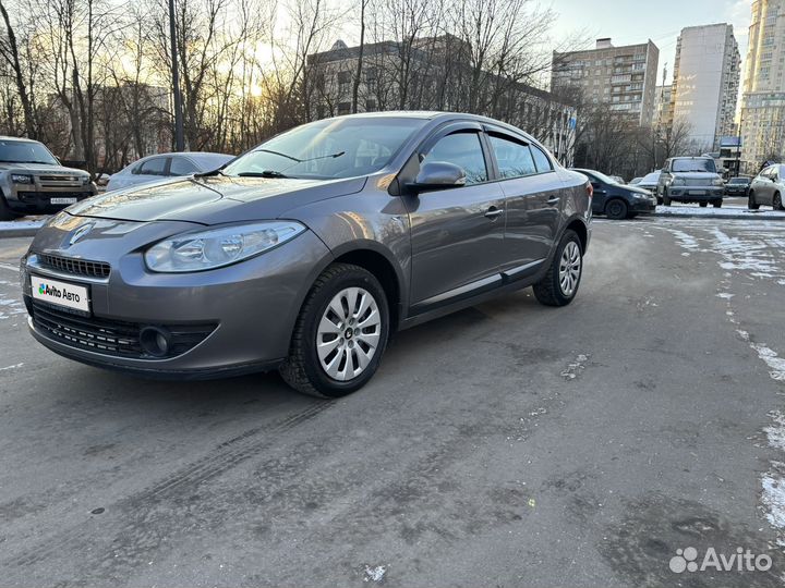 Renault Fluence 1.6 МТ, 2011, 200 000 км