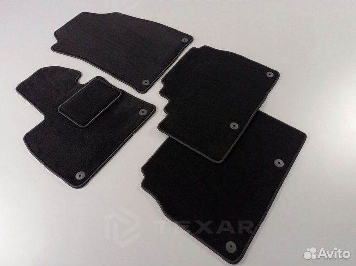 Коврики на Hongqi E-HS9 без вышивки