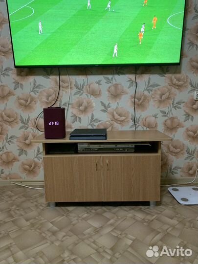 Тумба под телевизор